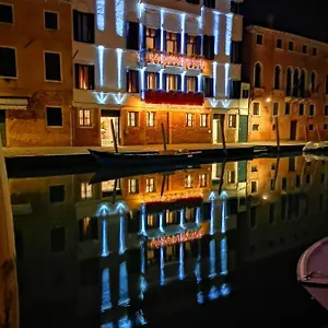 Ca' Bonfadini Historic Experience Отель Венеция