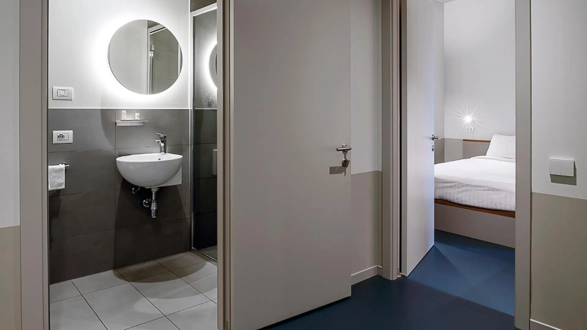 Hotell Aparto Milan Giovenale Italien
